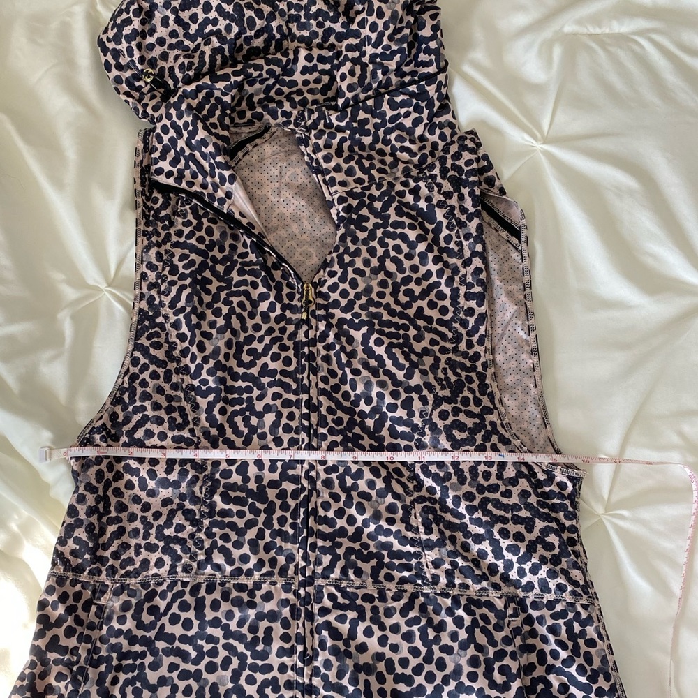 Lululemon Pack It Vest - Picture 7 of 14